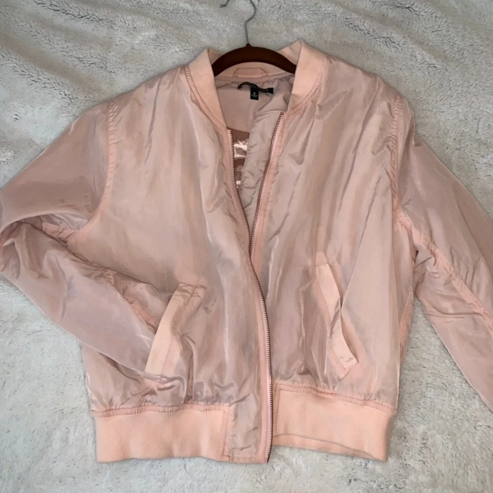 Kendall + Kylie Blush Bomber Jacket S - Picture 3 of 3
